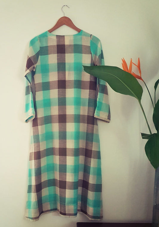 Minimal Kurta