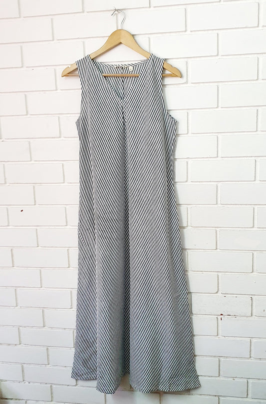 Ria Dress