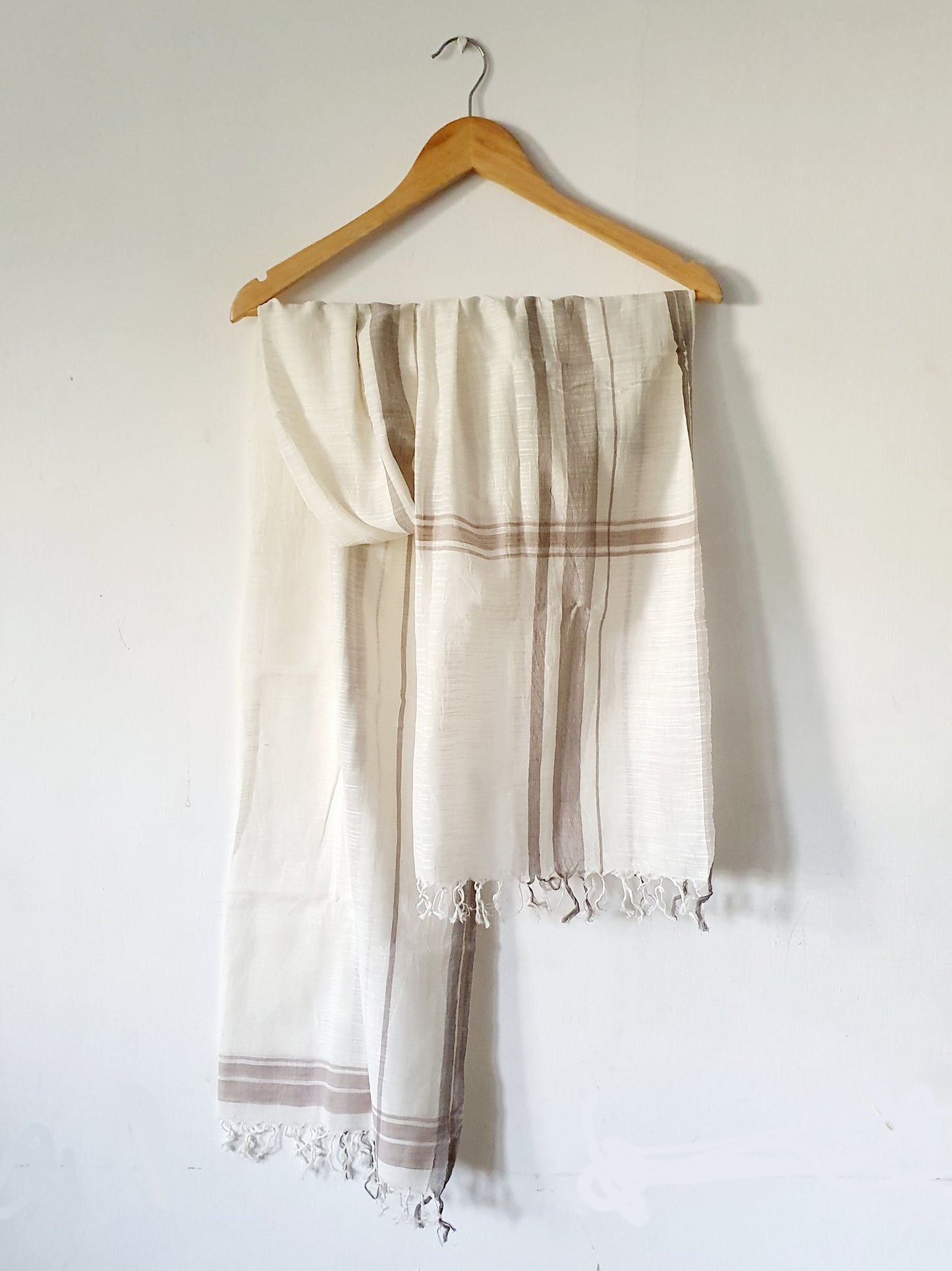 Basic Ivory Hand Woven Stole