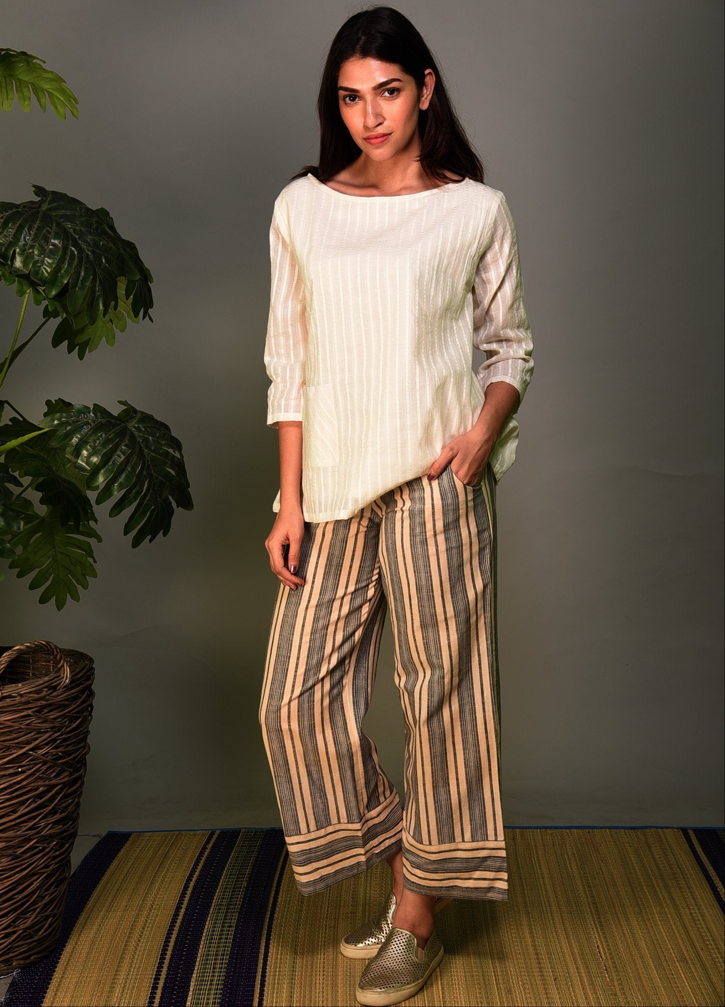 Button Back Top
