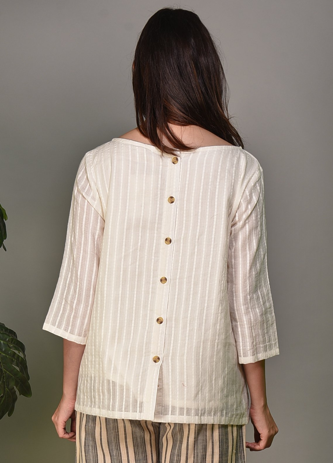 Button Back Top